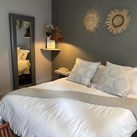 Luxury Upmarket Guesthouse 20 On 4Th Rustenburg Extérieur photo
