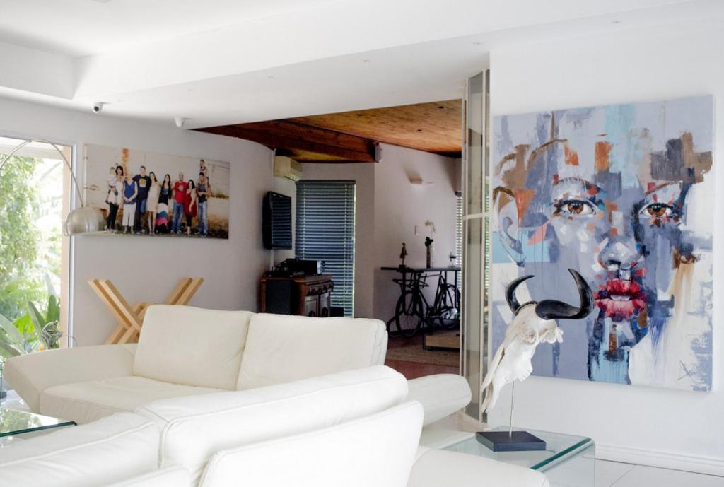Luxury Upmarket Guesthouse 20 On 4Th Rustenburg Extérieur photo