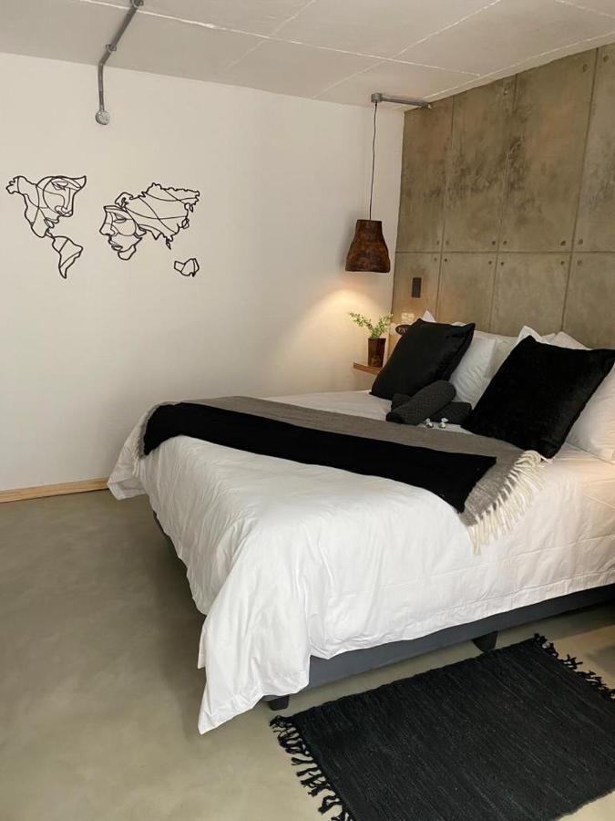 Luxury Upmarket Guesthouse 20 On 4Th Rustenburg Extérieur photo