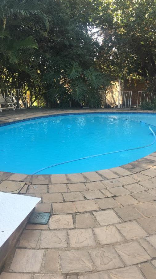 Luxury Upmarket Guesthouse 20 On 4Th Rustenburg Extérieur photo
