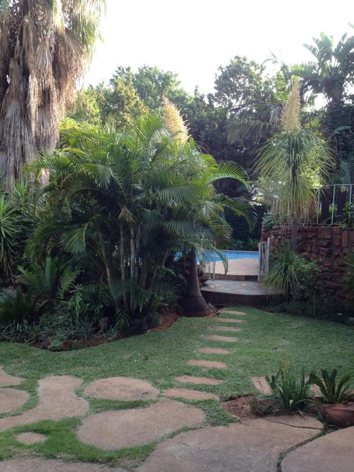 Luxury Upmarket Guesthouse 20 On 4Th Rustenburg Extérieur photo