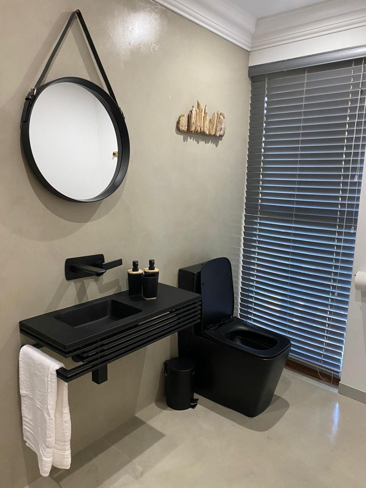 Luxury Upmarket Guesthouse 20 On 4Th Rustenburg Extérieur photo