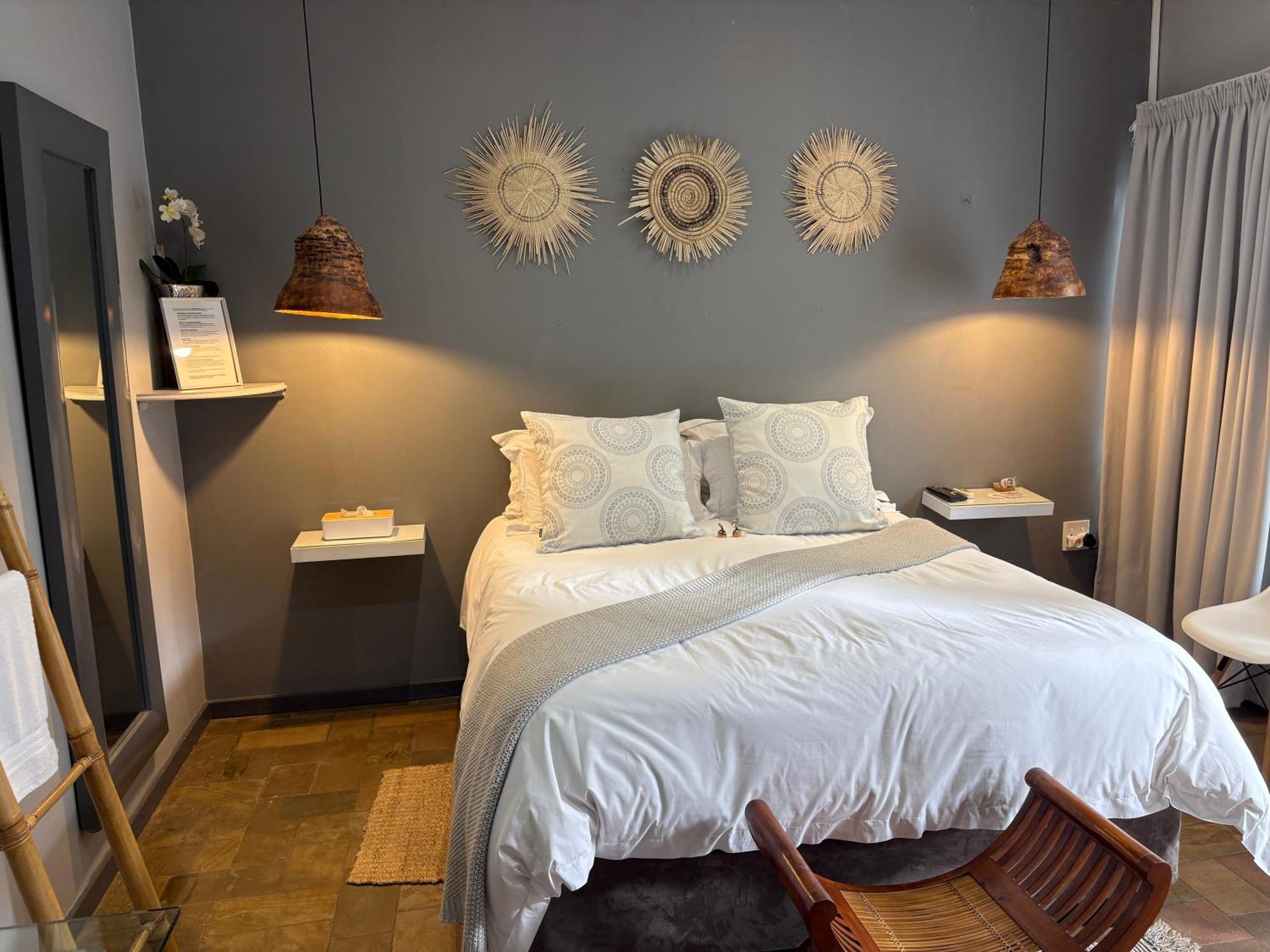 Luxury Upmarket Guesthouse 20 On 4Th Rustenburg Extérieur photo