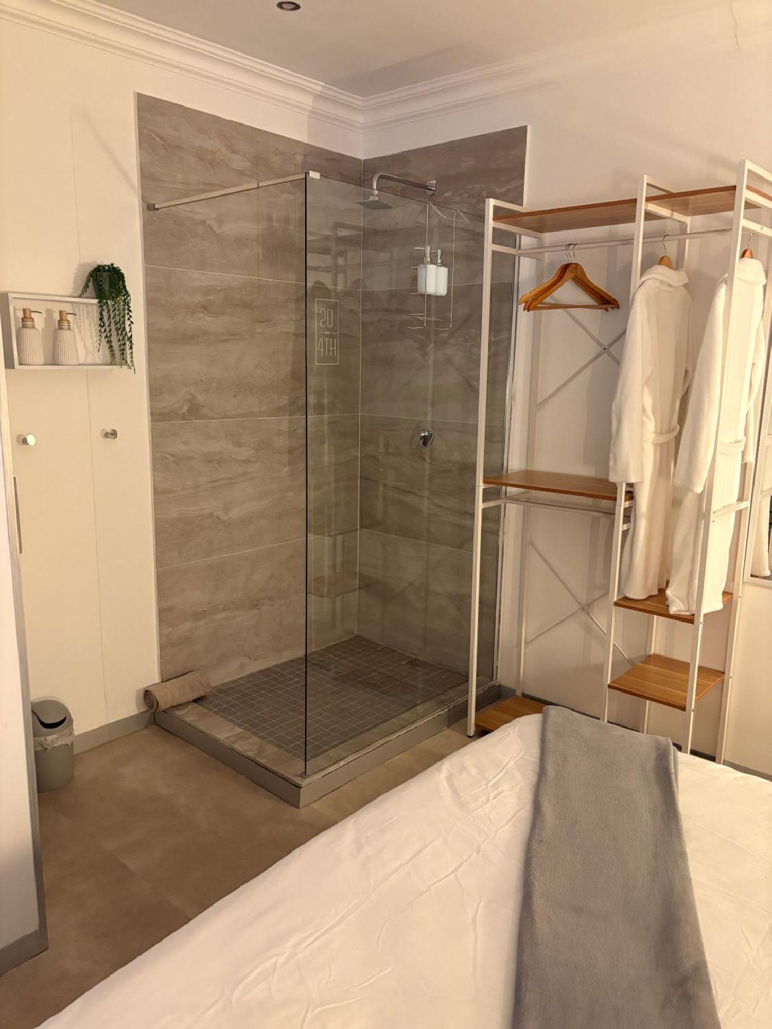 Luxury Upmarket Guesthouse 20 On 4Th Rustenburg Extérieur photo